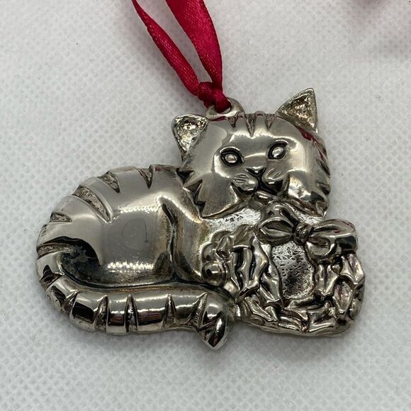 Vintage Gorham Silver‎ Plated Cat Kitten Christmas Ornament - Picture 1 of 5